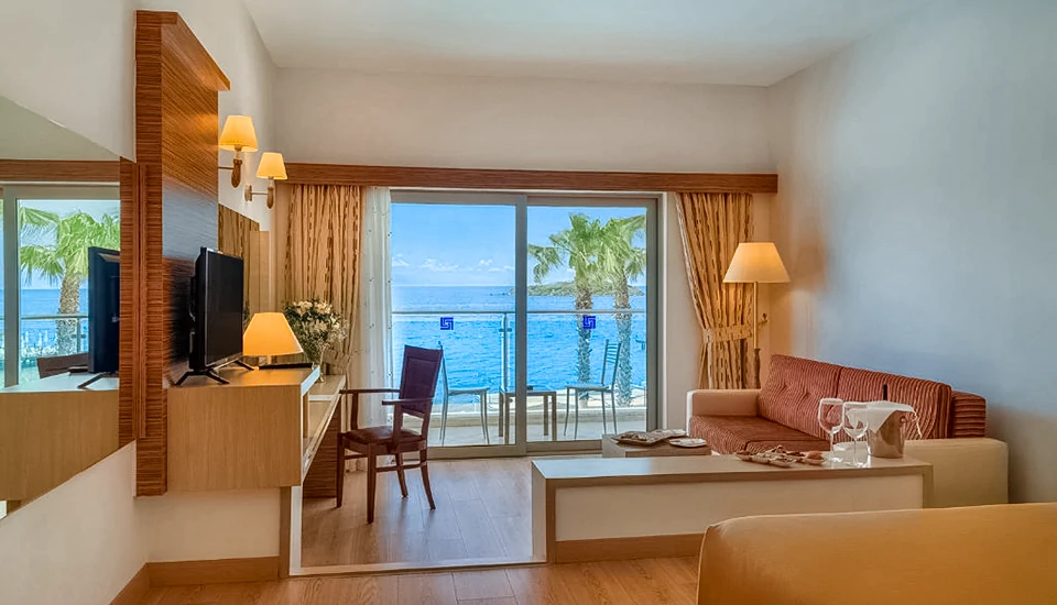 هتل آزور بای یلکن بدروم